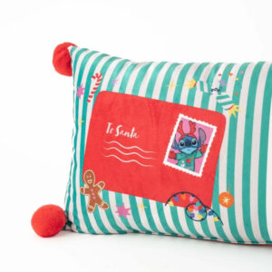 Cojin Merry Everything stitch to santa lumbar